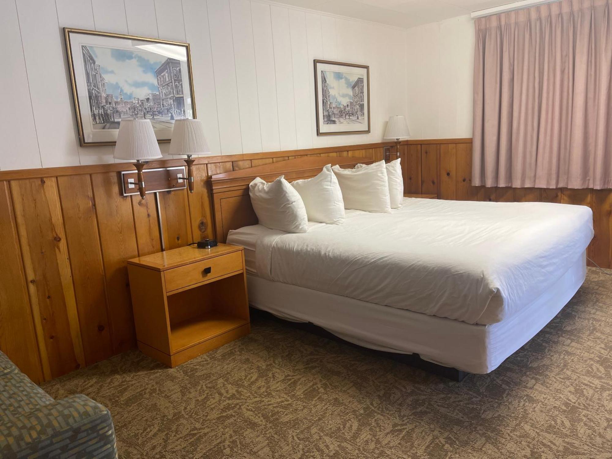Saddle & Surrey Motel Estes Park Rum bild